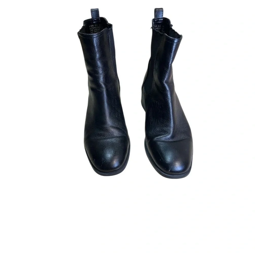 Kenneth Cole Reaction Salt Womens  Chelsea Ankle Boots Black Size 8 EUC - Picture 2 of 9